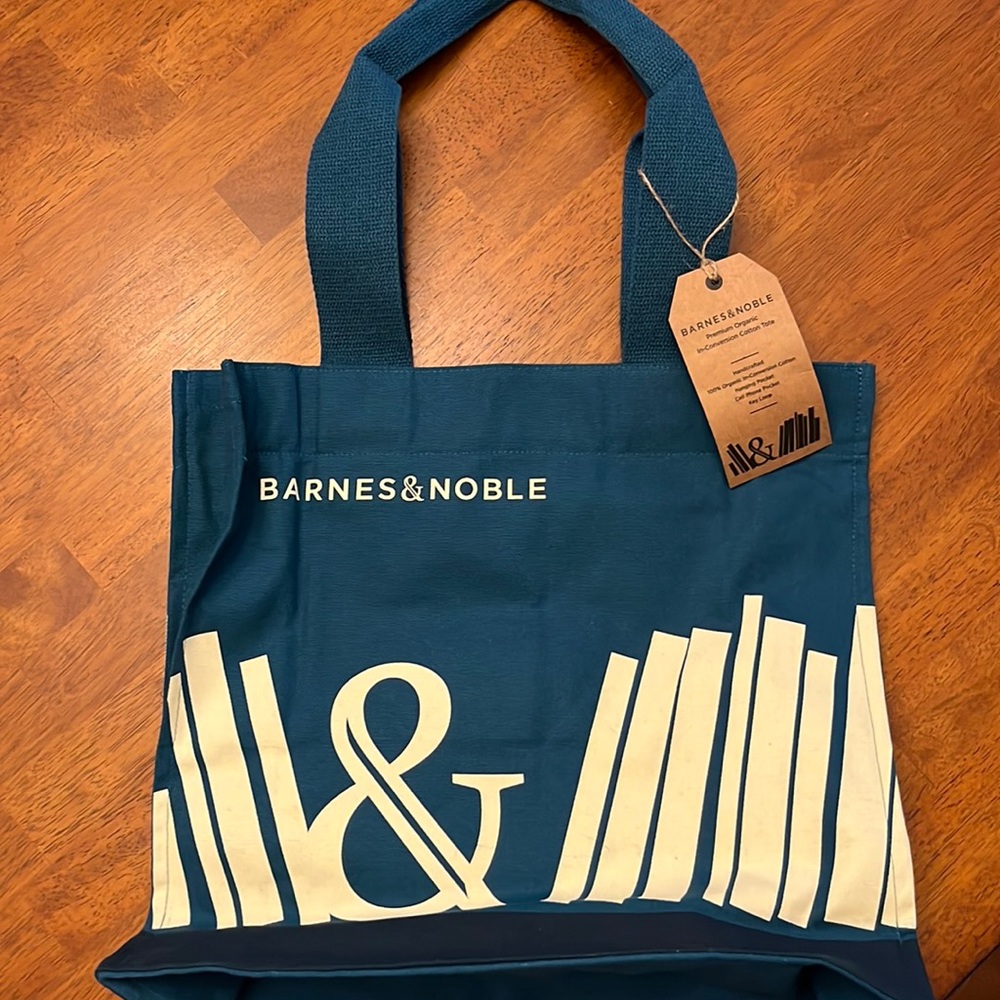 NWT Barnes and Noble Tote